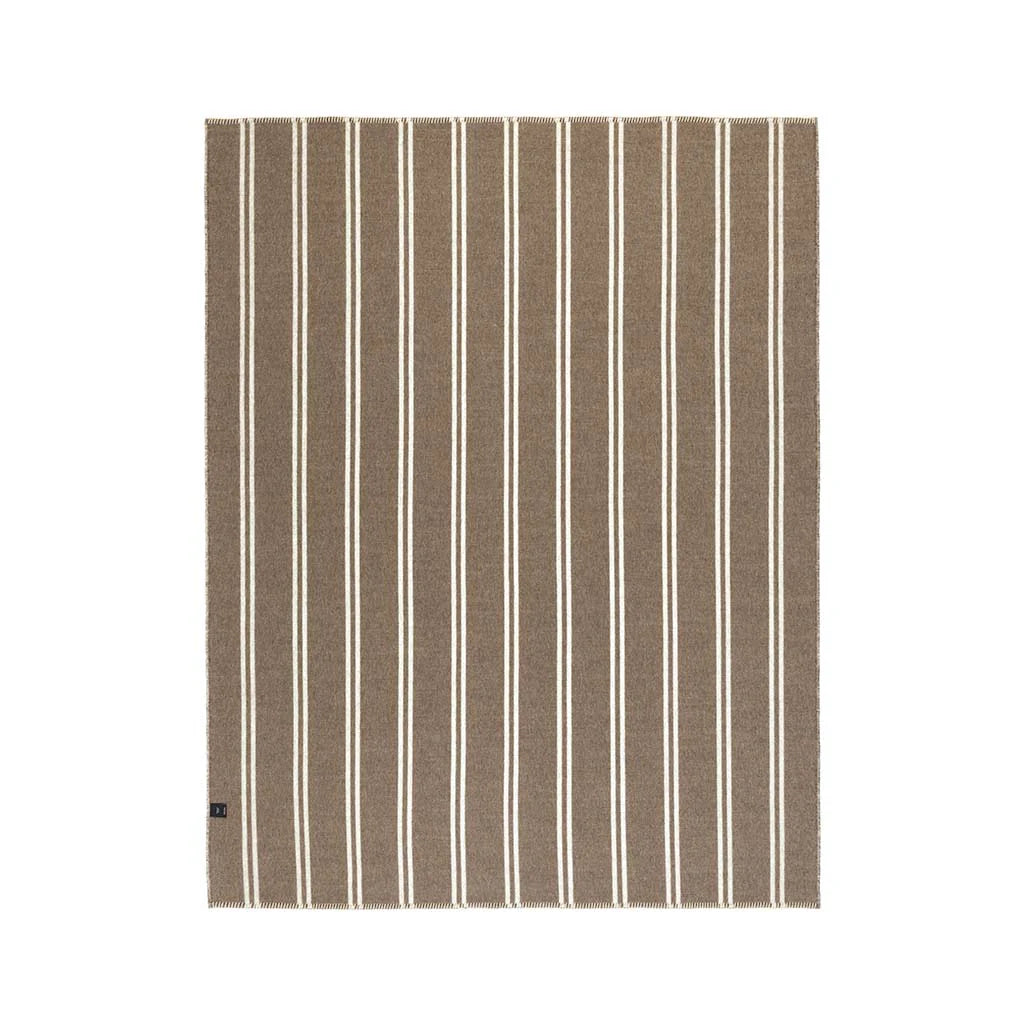 Straits Reversible Throw (Ivory/Cacao)