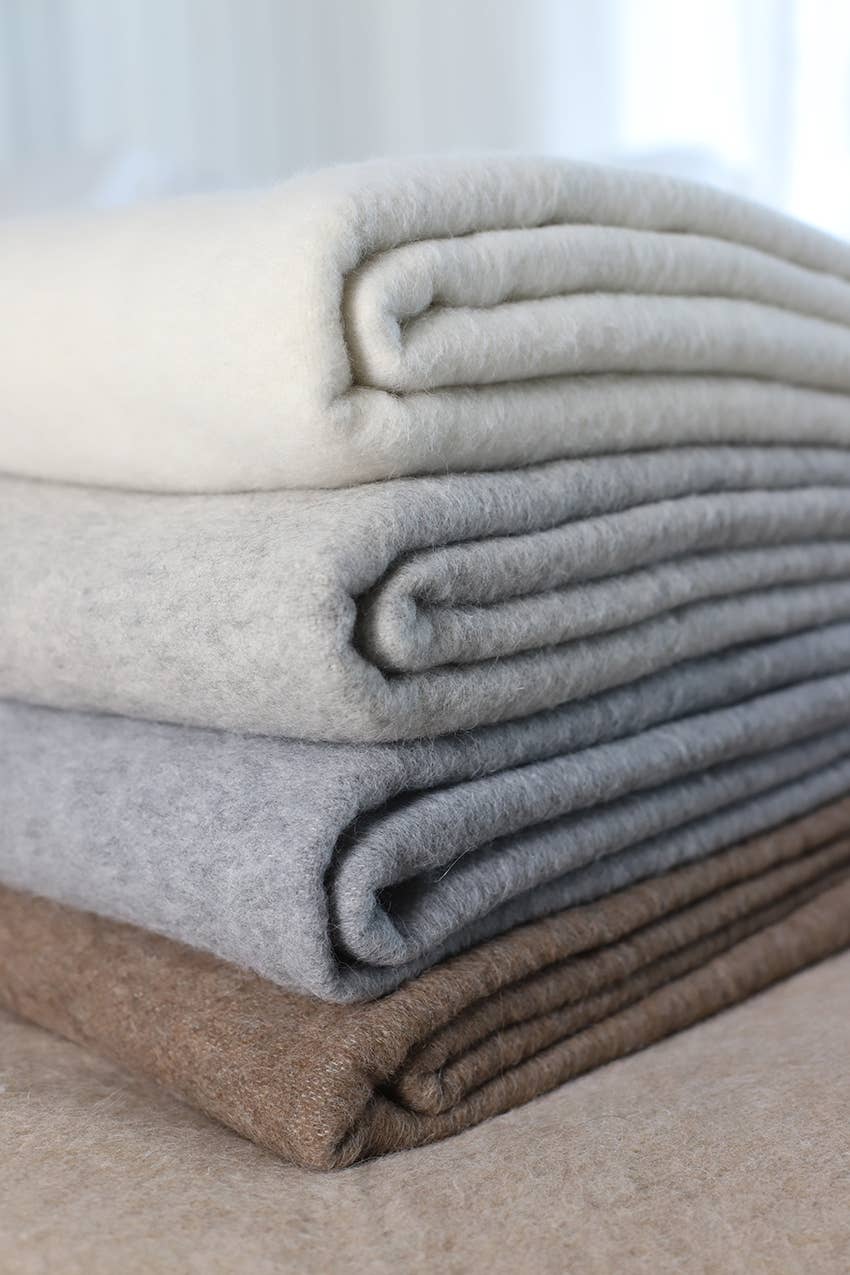 Livorno Alpaca Wool Bedspread – Queen & King Sizes